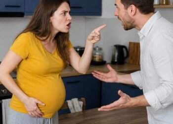 Я НАШЛА В ТЕЛЕФОНЕ МУЖА КРЕДИТ НА МИЛЛИОН. А ПОТОМ УЗНАЛА, КОМУ ОН ЕГО ПОДАРИЛ